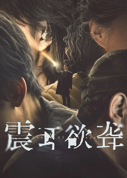 20205781414用户上传商场全景厕拍系列_看起来很社会的大姐抽烟姿势很霸气 - 草莓之家